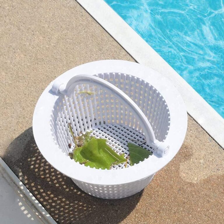 Pool skimmer cleaning