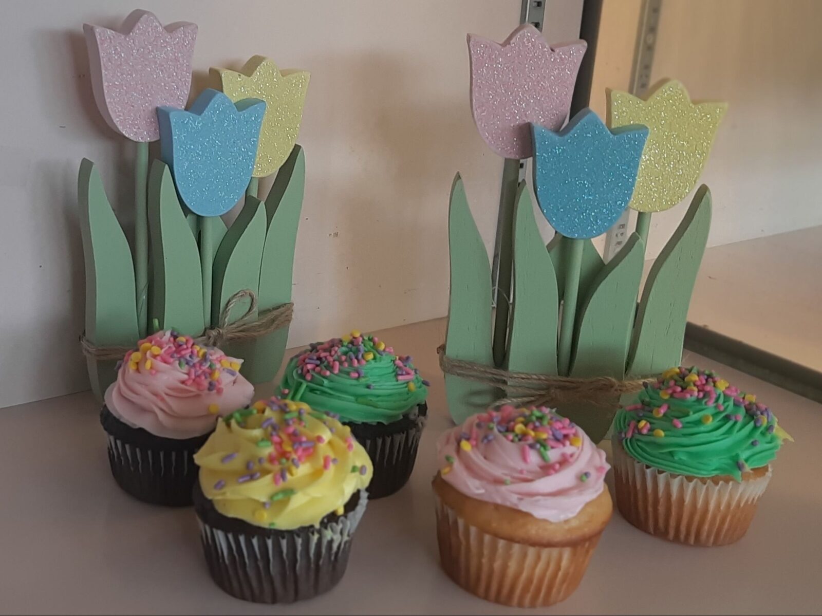 Cupcakes with rainbow frosting